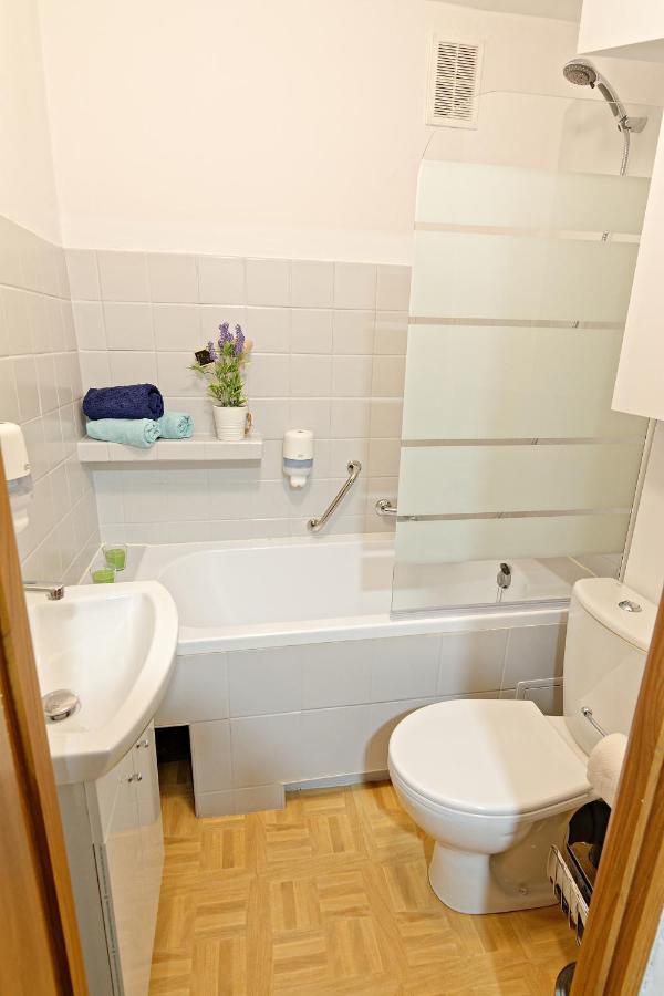 Apartament Pod Krasnalem Wroclovkiem Leilighet Wrocław Eksteriør bilde